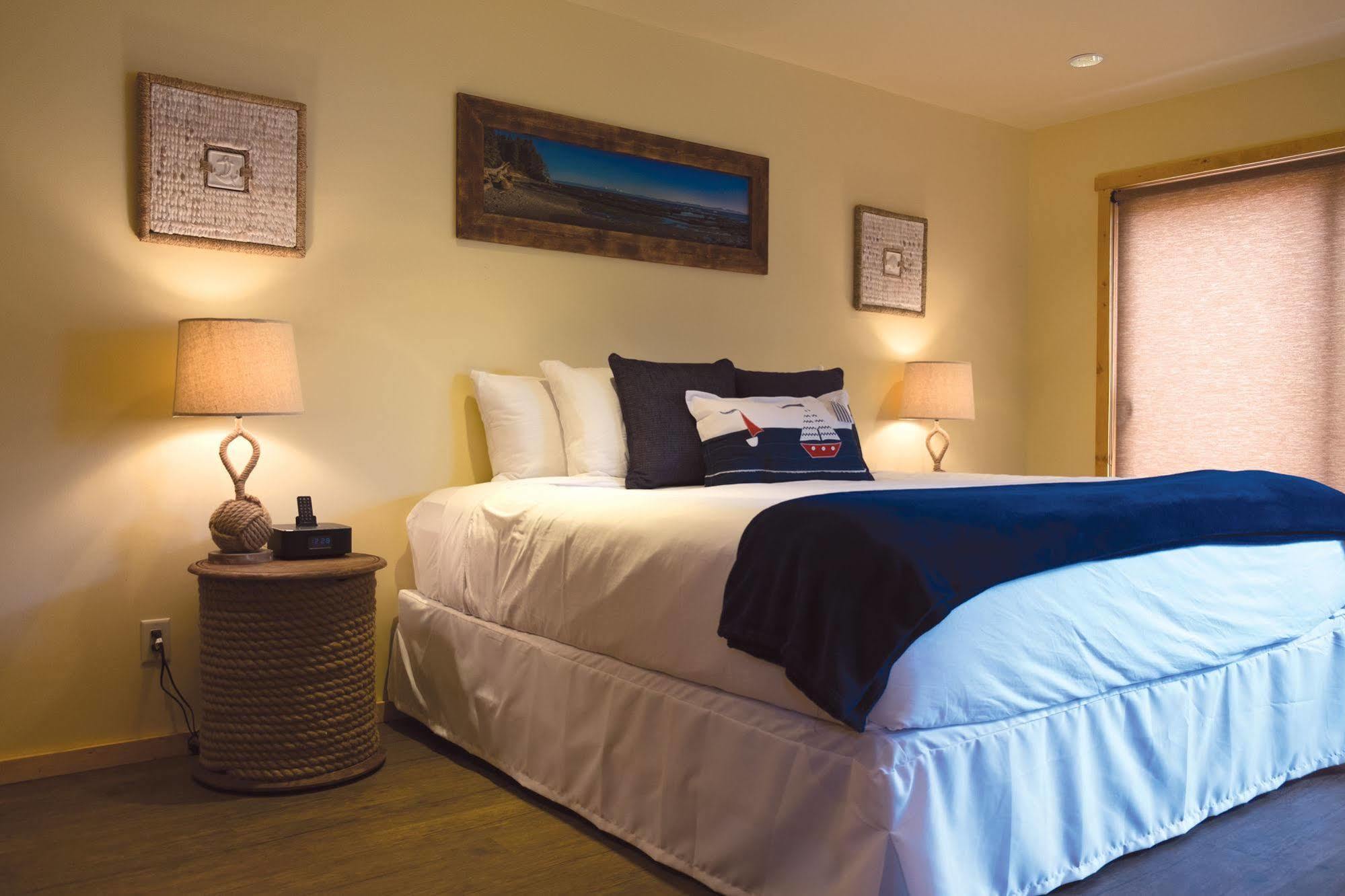 Wild Renfrew Seaside Cottages Port Renfrew Eksteriør billede