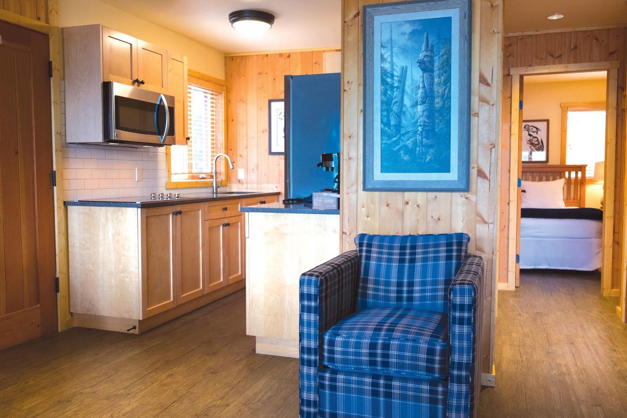 Wild Renfrew Seaside Cottages Port Renfrew Eksteriør billede